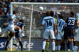 Il gol di Simeone in Lazio - Inter del 5 maggio 2002
